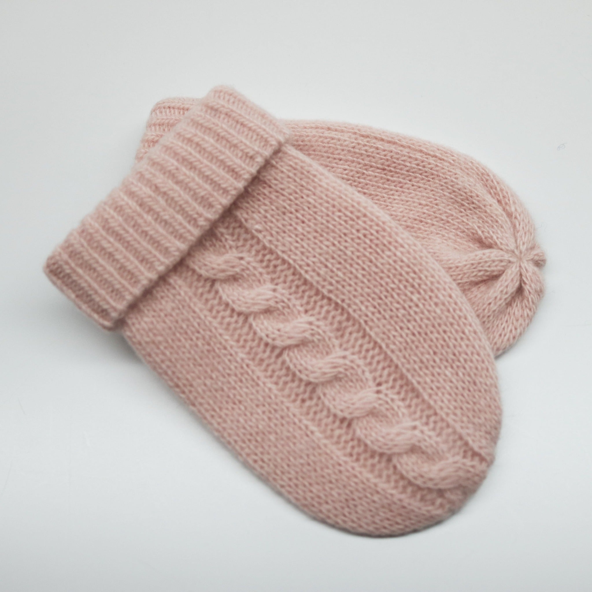 BABY CABLE CASHMERE MITTENS