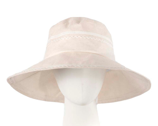 White ladies wide brim summer beach hat