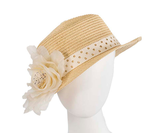 Straw hat with silk flower