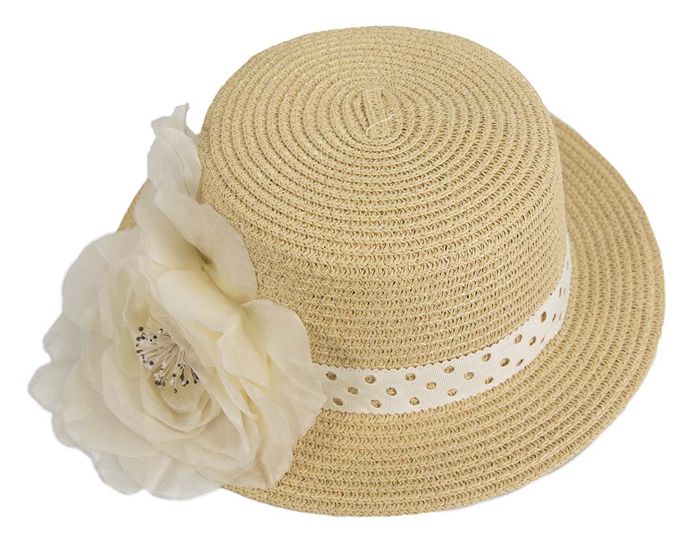 Straw hat with silk flower