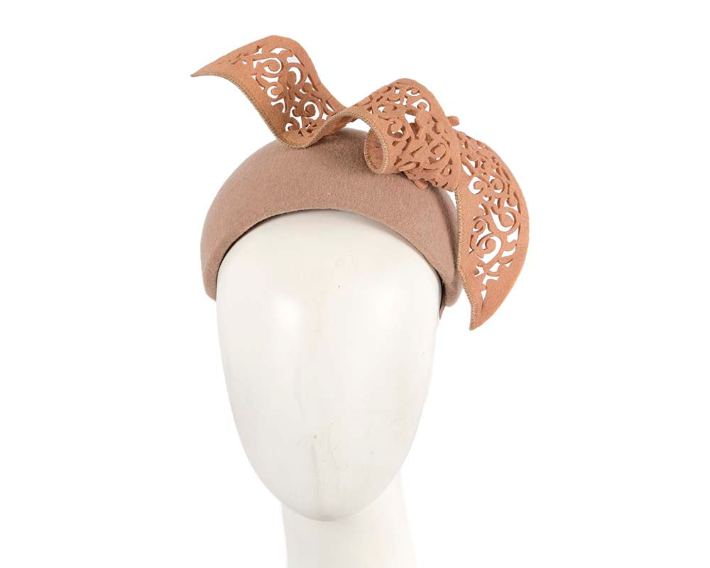 Bespoke beige winter racing fascinator by Fillies Collection