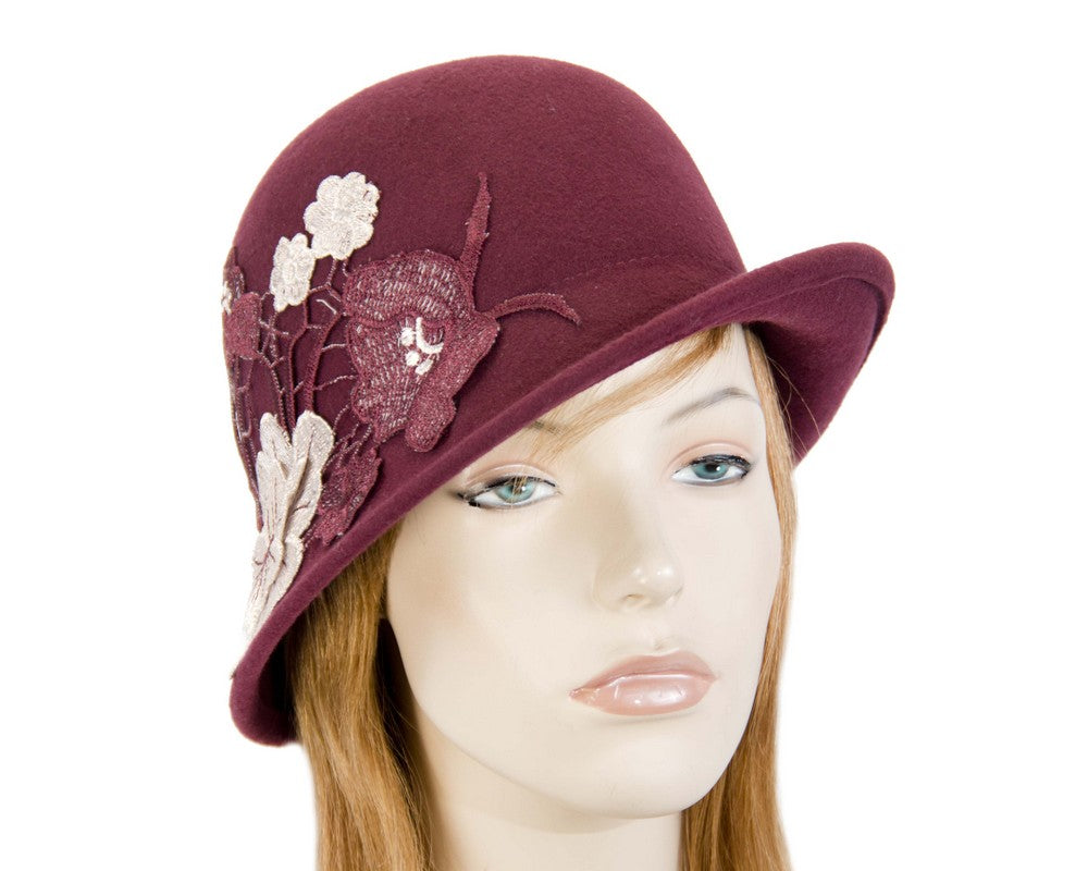 Wine winter bucket hat with lace