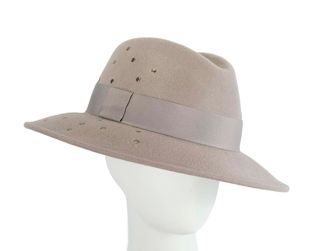 Exclusive wide brim grey fedora felt hat by Max Alexander