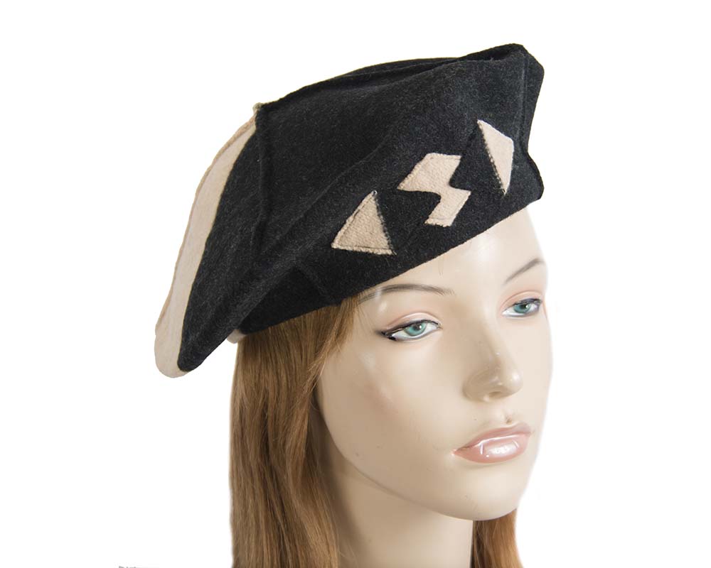 Beige & black winter french beret by Max Alexander