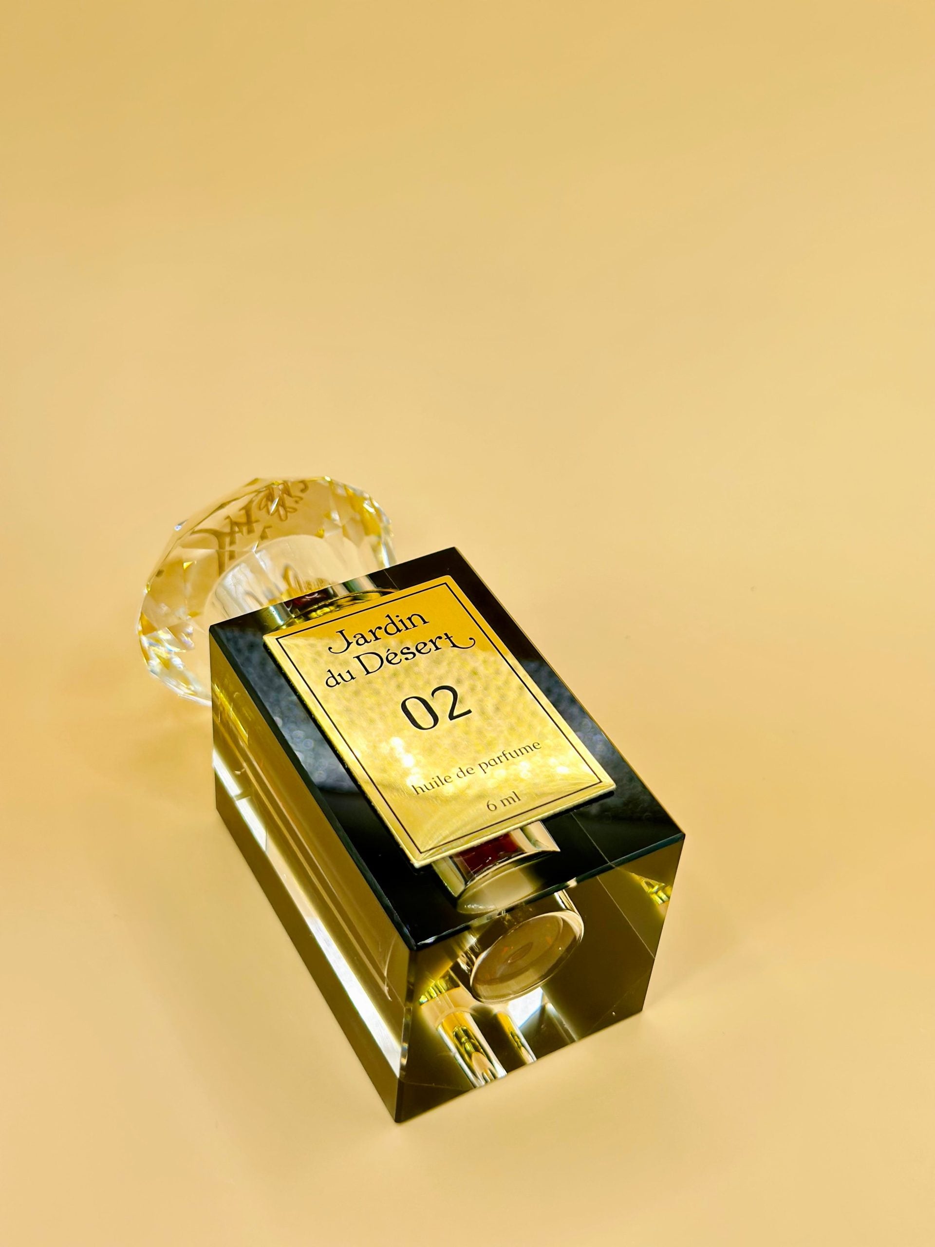 02 THE OPULENT ELIXIR - OIL PERFUME