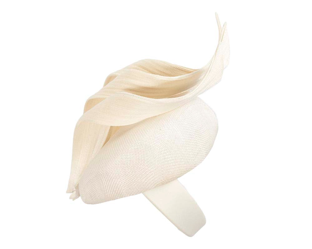 Bespoke cream pillbox fascinator by Fillies Collection