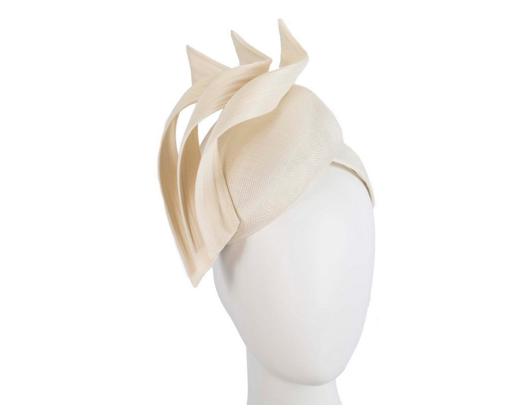 Bespoke cream pillbox fascinator by Fillies Collection