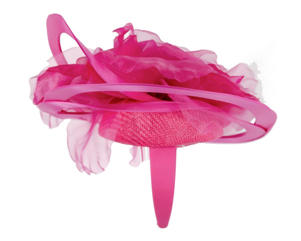 Bespoke large fuchsia racing fascinator by Fillies Collection