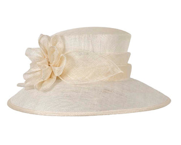 Large cream sinamay racing hat