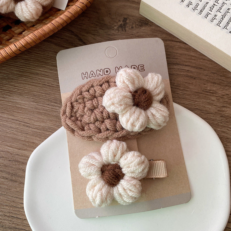 Adorable Handcrafted Knitted Hair Accessories For Children And Teens: Beige Floral Hair Clip And Plush Hairband